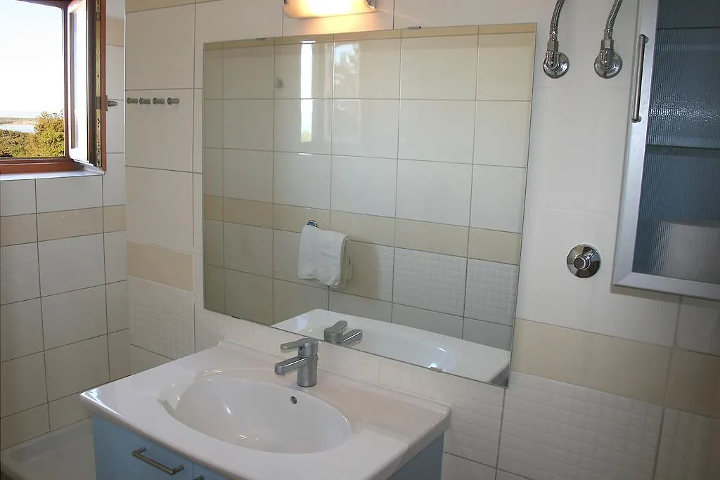 Mata Apartments Premantura 0*,  Croazia